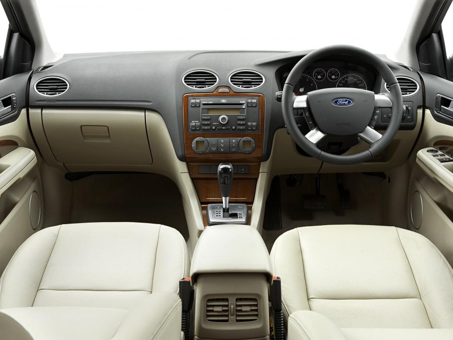  Ford Focus 5-Door 2007 года  (AU) (фото 7 из 14)